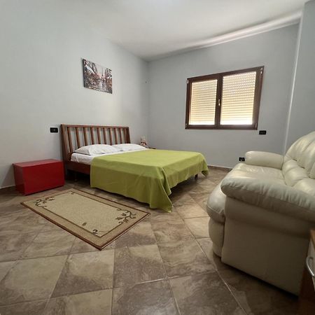 Elly Apartment Durrës 外观 照片