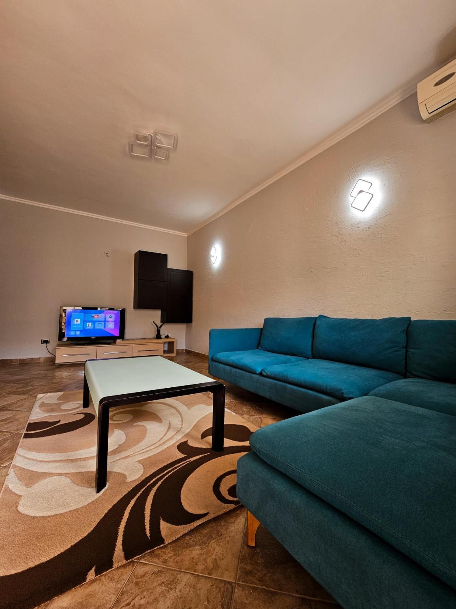 Elly Apartment Durrës 外观 照片