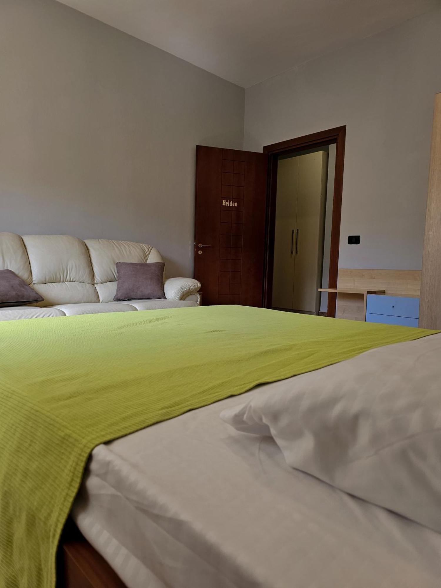 Elly Apartment Durrës 外观 照片