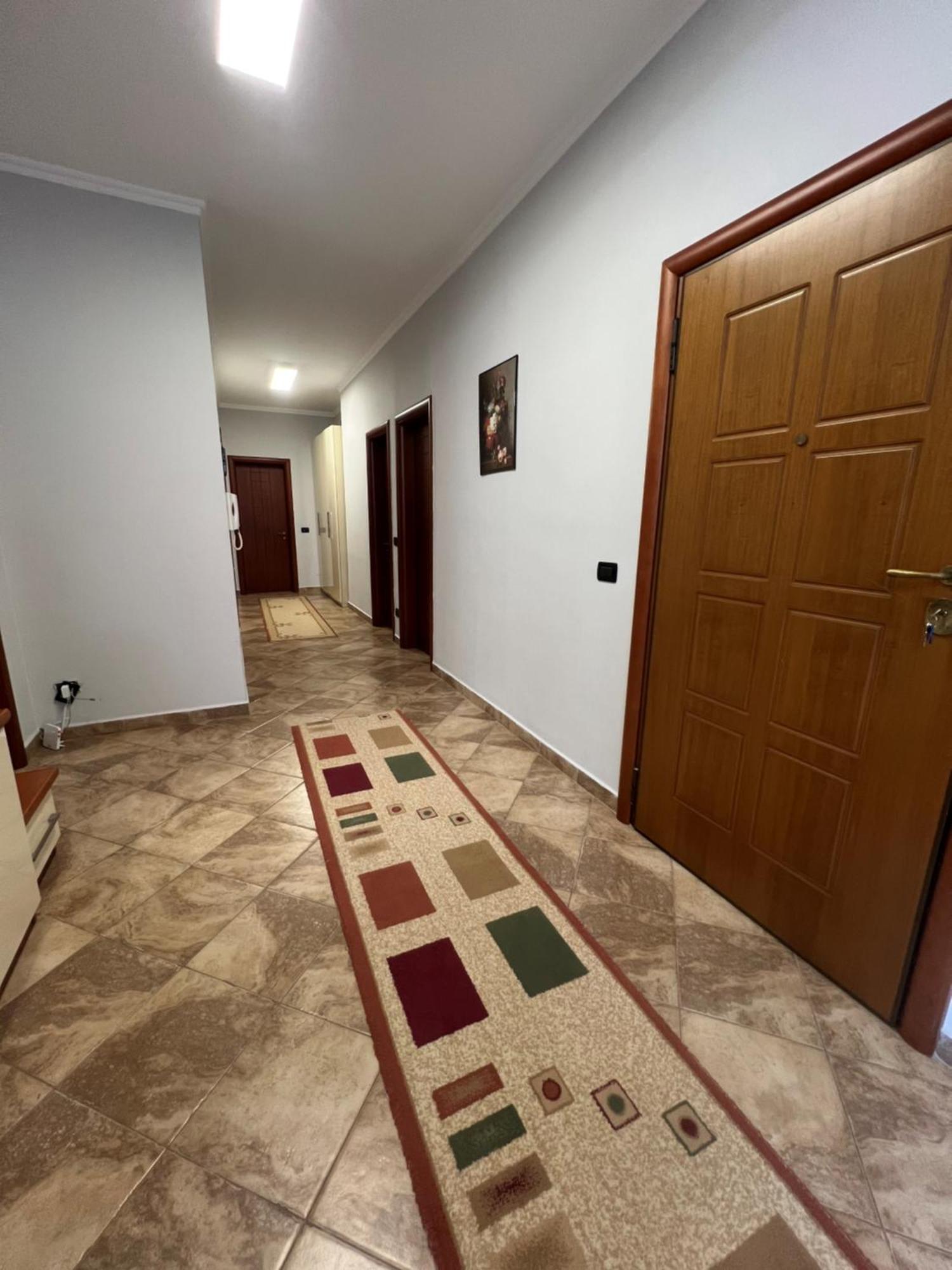 Elly Apartment Durrës 外观 照片