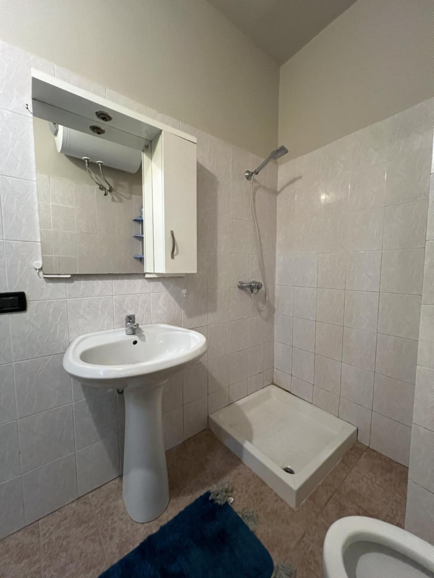 Elly Apartment Durrës 外观 照片